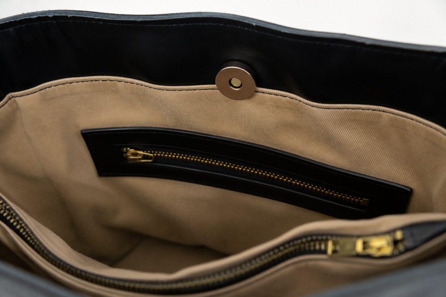 Leather Handbag Mekina black | brown