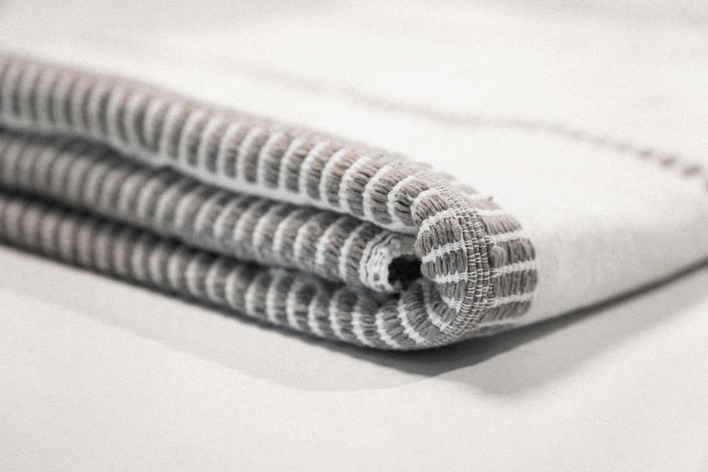 Katoenen handdoek Zuri blauw | roze | taupe | beige